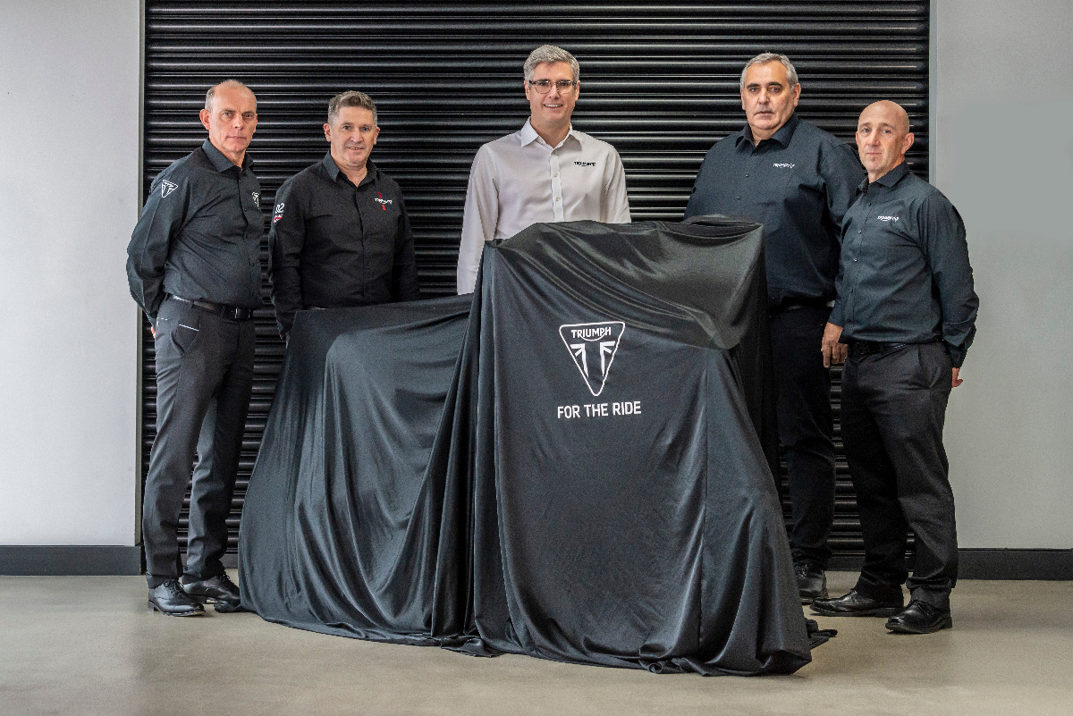 Triumph kondigt racing wereldkampioenschap motorcross team aan